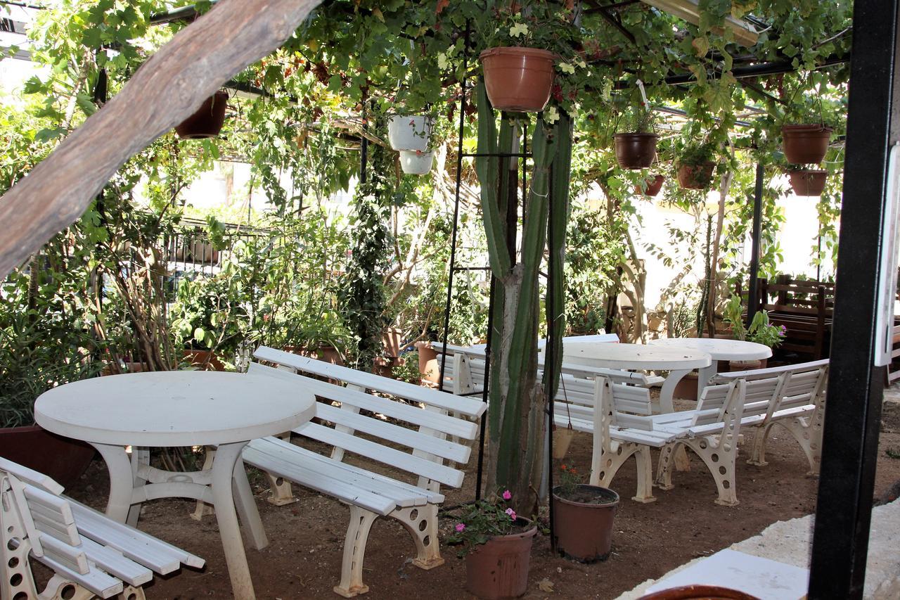 Kasgar Court Hotel Ayvaryara Εξωτερικό φωτογραφία